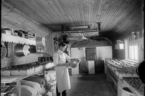 Glentons Bakery photo 1